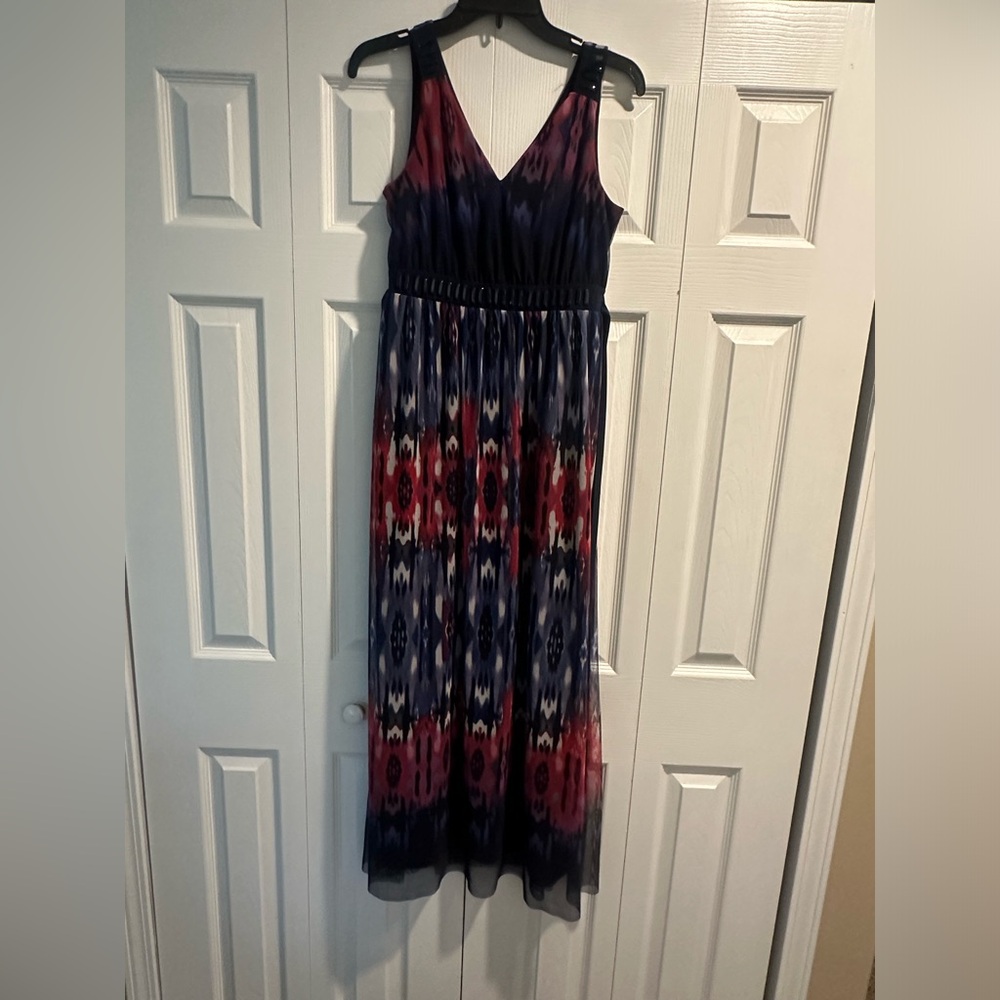 Luxe by Carmen Marc Valvo Dress